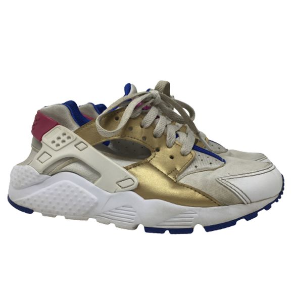 running shoes size 3.5